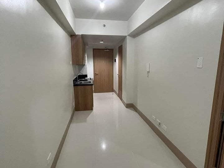 24.10 sqm 1-bedroom Residential Condo For Sale in Pasay RFO - SMDC SHORE II