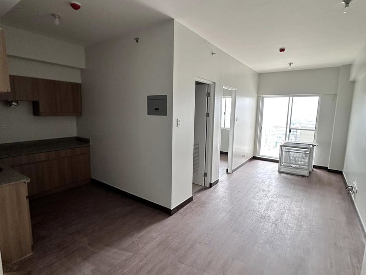 "Spacious & Stylish 1BR Condo in DMCI The Aston Place Pasay  30 sqm