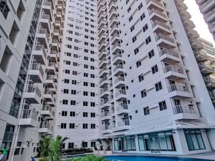 SPACIOUS 3BR CONDOMINIUM FOR SALE IN SUNTRUST ASMARA QUEZON CITY