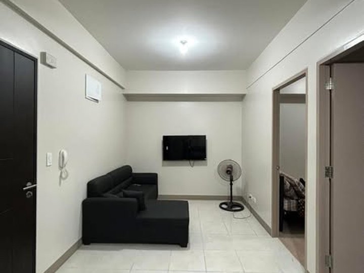 SPACIOUS CONDOMINIUM FOR SALE IN SUNTRUST ASMARA  NEAR NATIONAL CHILDRENS HOSPITAL, QUEZON CITY