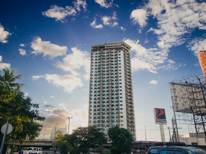RFO CONDO IN KATIPUNAN 120K DP ONLY SMART HOME LRT2 KATIPUNAN STATION UP DILIMAN MIRRIAM COLLEGE