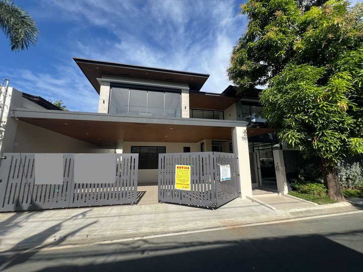 Ready For Occupancy 5-bedroom Single Detached House For Sale in Paranaque