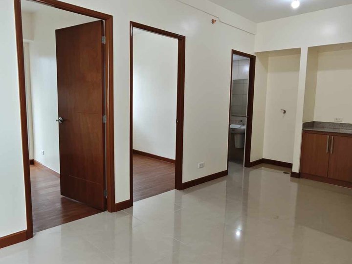 2br condominium ready for occupancy rent to own palm beach west near mall of asia roxas blvd pasay