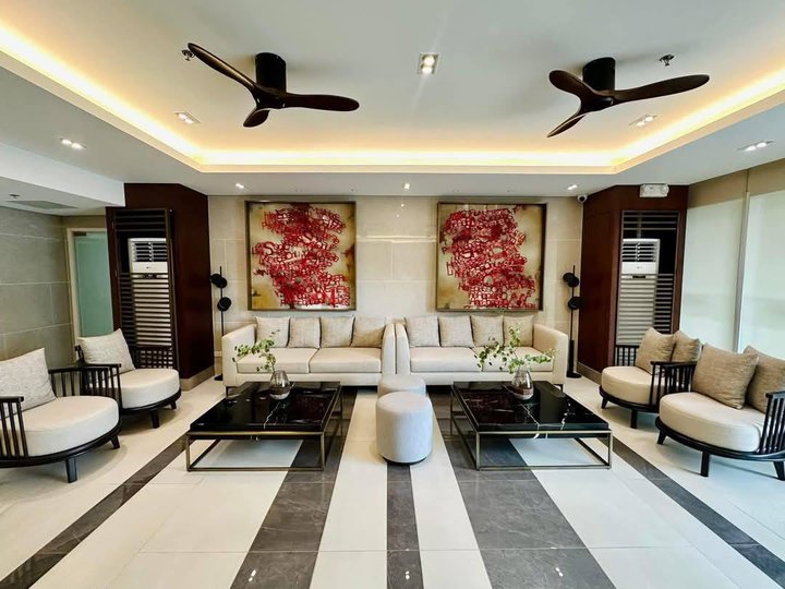 2BR RFO LIPAT AGAD IN CHINO ROCES AVE MAKATI CITY GREENBELT MAKATI MED CEU MAKATI GLORIETTA