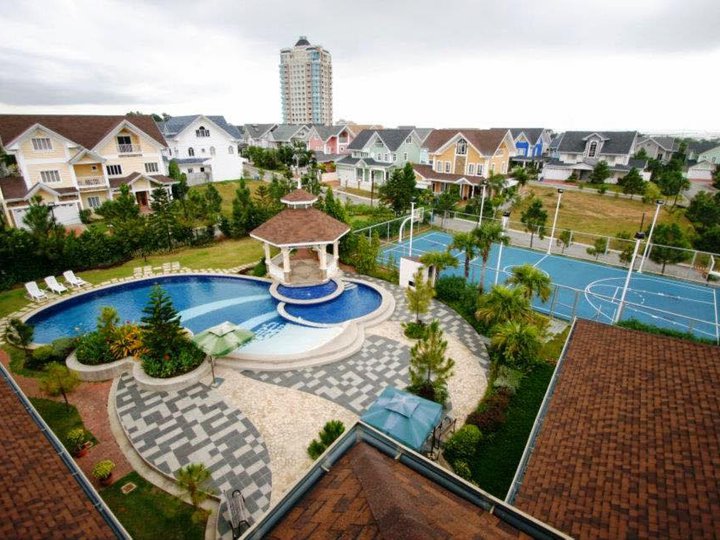 Foreclosed 3-bedroom Duplex House For Sale in Sucat, Muntinlupa