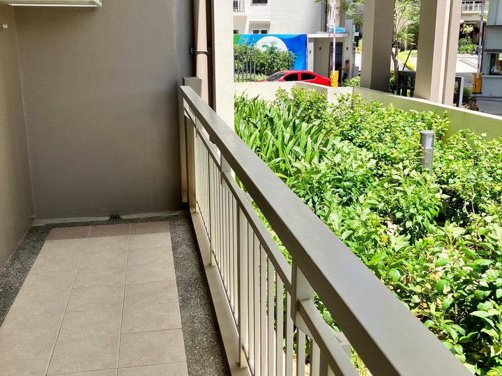 For Lease 2br Bare unit with Parking in Prisma Residences Kiran tower
