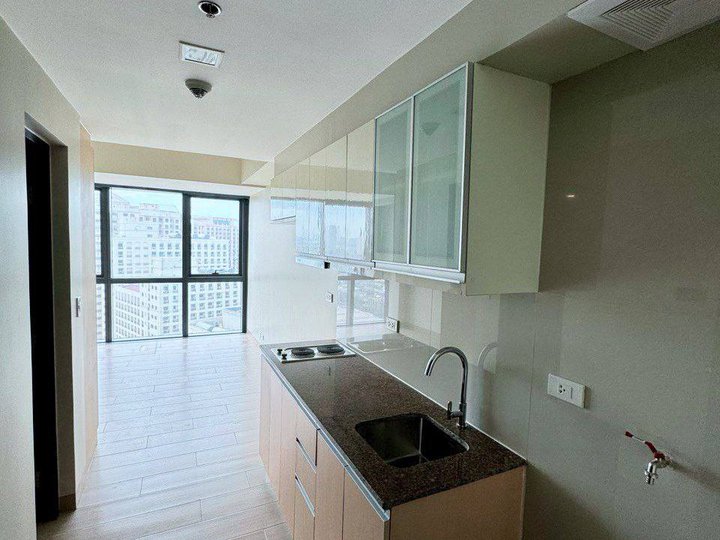 Ready For Occupancy 29.00 sqm Studio Residential Condo For Sale in Eastwood Quezon City