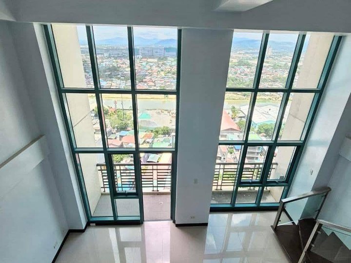 Ready for Occupancy 1-BR with loft and balcony Residential Condo For Sale in Eastwood City