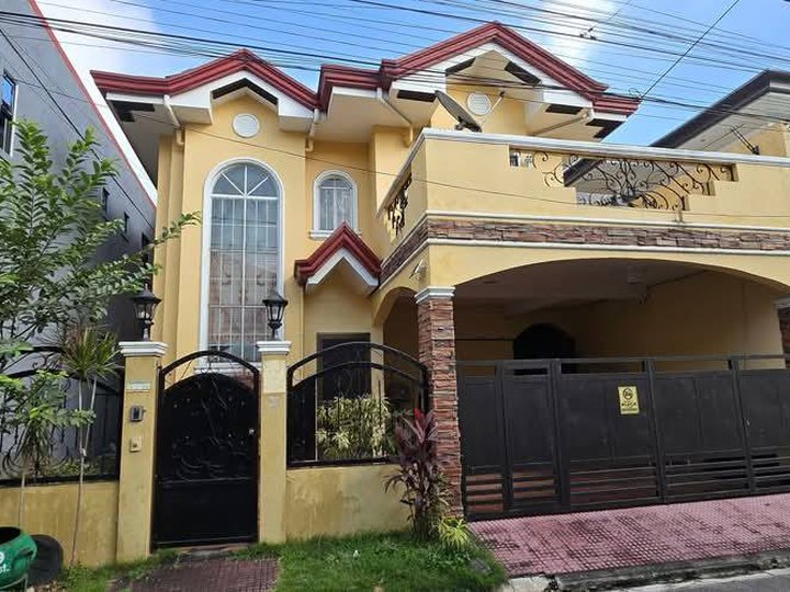 5 Bedroom House and Lot for Sale in Fortunata Village, Paranaque City