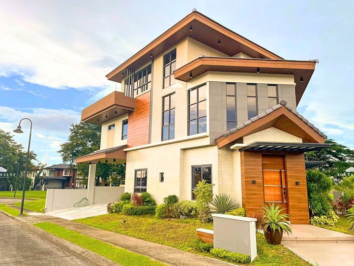 Bali Mansions 4-bedroom House For Sale in Silang Cavite