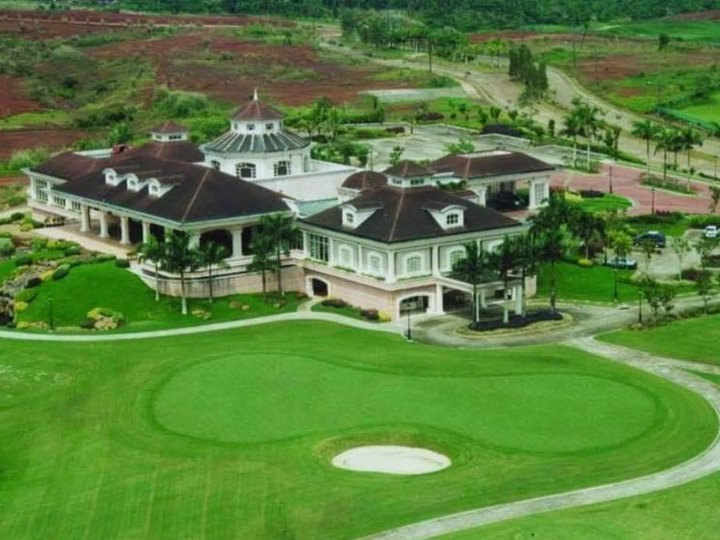 Lakeview and Golf view Residential Community in Hamptons Caliraya