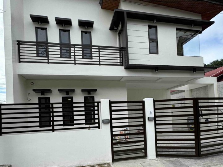 Modern House for Sale in Katarungan Village Muntilupa near Daang-hari