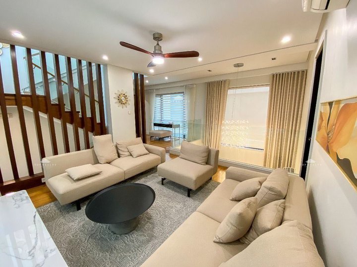 Modern Designed Townhouse for Sale in New Manila, Quezon City