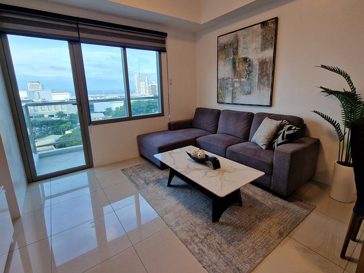 For Lease: 2BR 2-Bedroom Condo in Bristol Tower Alabang, Muntinlupa City