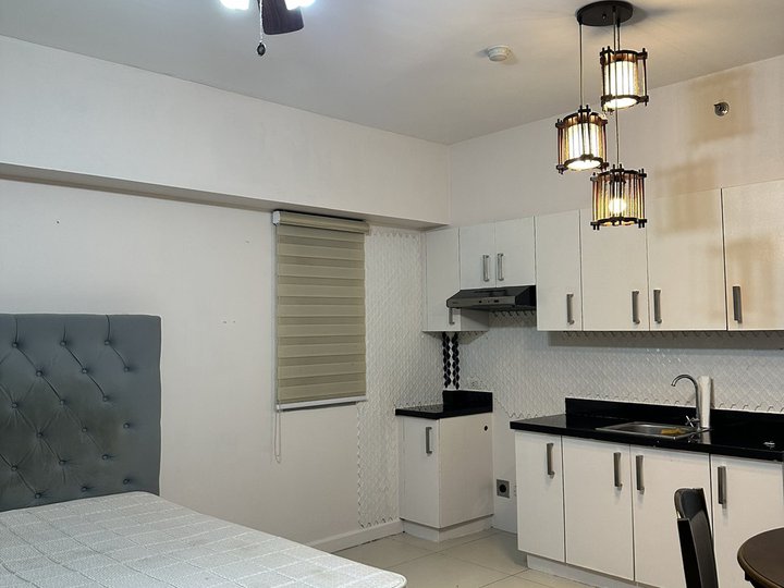 For Sale Studio Unit at Two Serendra, Aston Tower, BGC Taguig