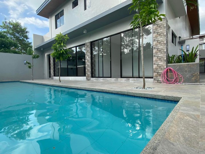 39.8M - 5 Bedroom for Sale RFO House and Lot in Quezon City