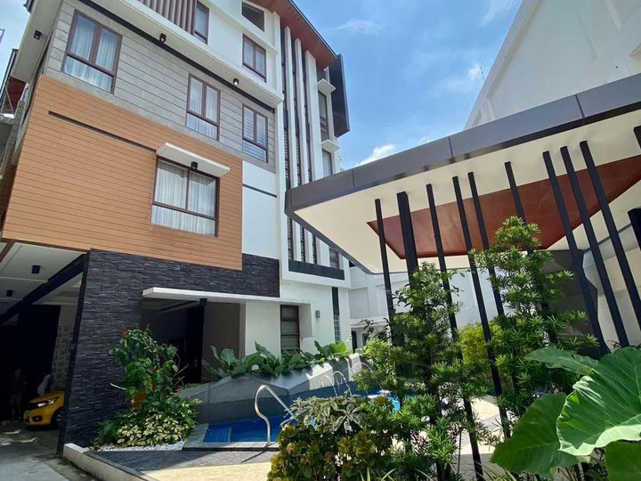 Brand New 4 Bedroom  Townhouse with Elevator in Quiapo Manila