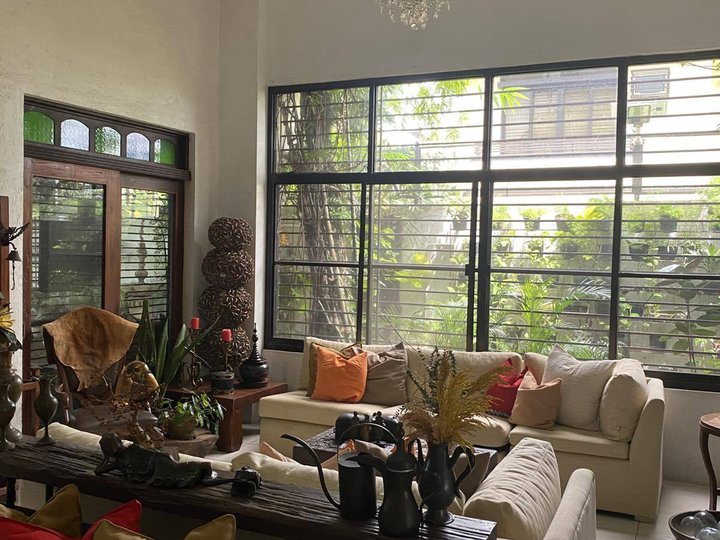 Vibrant 4-Bedroom House and Lot for Sale in Fort Bonifacio, Taguig