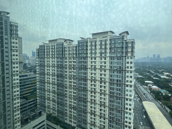 Discounted 38.00 sqm 2-bedroom Condo Rent-to-own in Makati Metro Manila