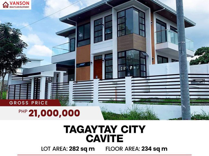 4BR HOUSE AND LOT IN TAGAYTAY