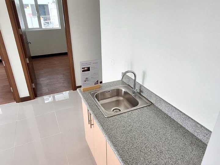 condo In taft pasay two bedrooms taft vito cruz buendia leveriza
