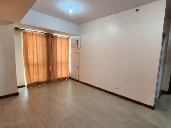 FOR SALE: McKinley Hill Condo 3BR Unit at Venice Luxury Residences, Taguig (Direct Buyers Only)