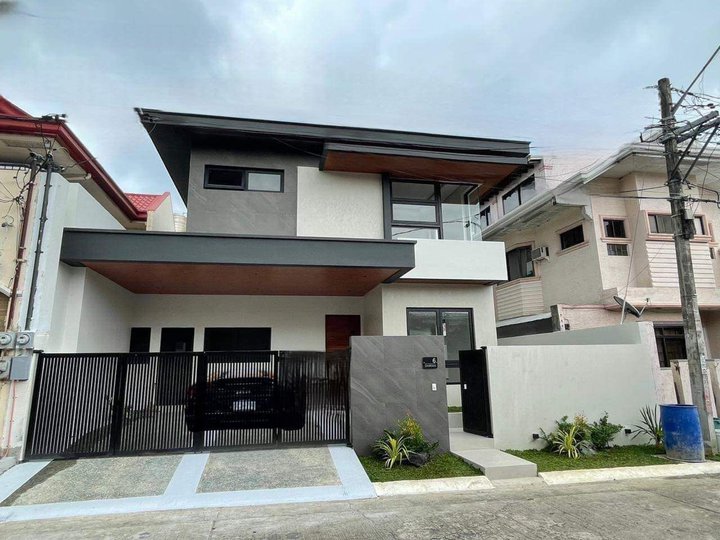For Sale: Modern House and Lot in BF Homes Las Pinas City