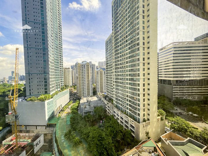 Fort-Bonifacio, Taguig, Metro Manila Condominium for Sale at The Icon Residences