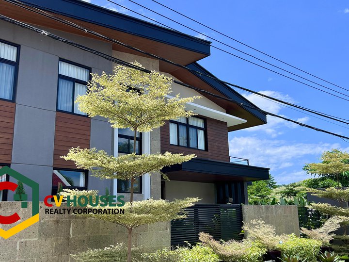 Contemporary modern house for sale in Angeles City Near Nepo Quad