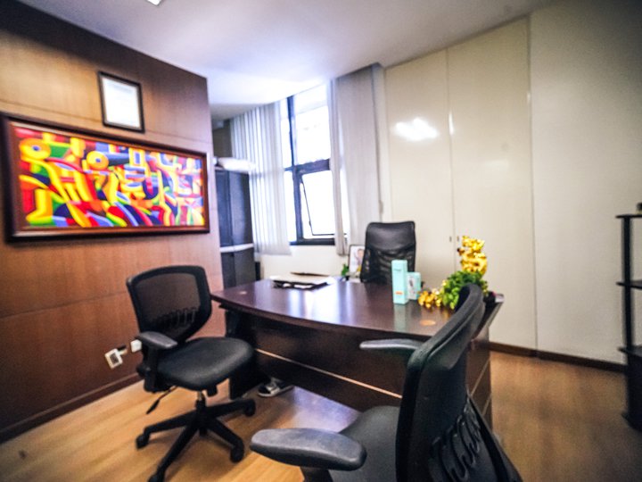 Fully Furnished Office Space For Sale at AIC Gold Tower Ortigas Central Business District