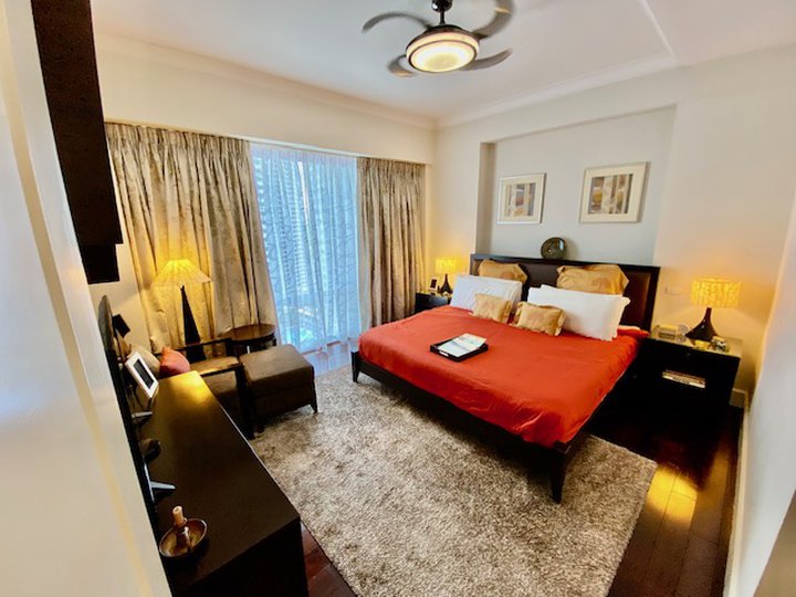 1 Bedroom Fully Furnished FOR SALE at the Luxurious RAFFLES RESIDENCES Makati