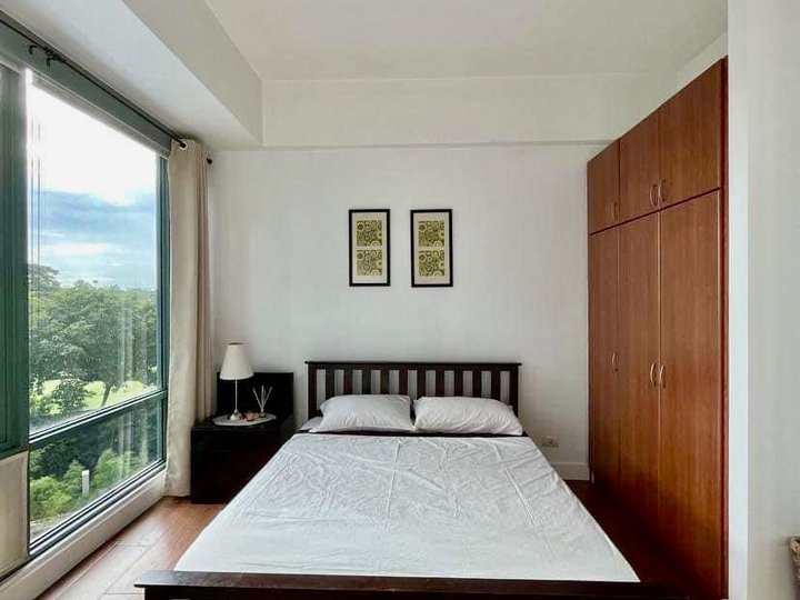 Charming Fully Furnished 1 Bedroom Condo with Golf Course View For Sale at Bellagio Tower 1, BGC