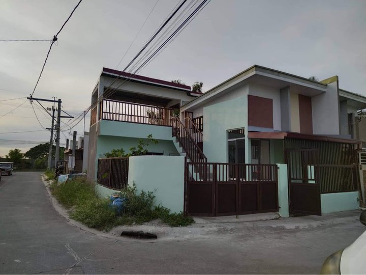 CORNER DUPLEX HOUSE AND LOT IN GENERAL TRIAS ACCESIBLE TO METRO MANILA