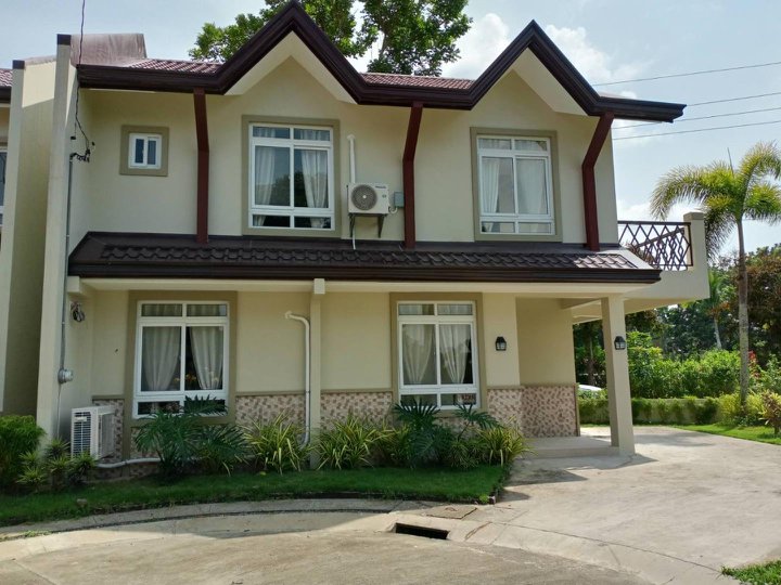 3-bedroom Single Detached (Corner Lot) House For Rent in Silang Cavite