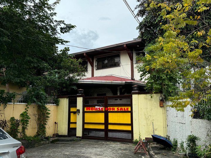 Pre-owned 4 Car garage House and lot near Visayas avenue Quezon city