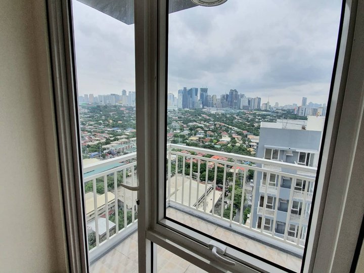 Penthouse 115 sqm for only 25K Monthly near Ortigas Center Pasig City