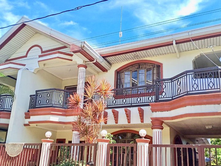 FOR SALE ! Duplex Townhouse in Metro Gate Subdivision Sta.Rosa Laguna