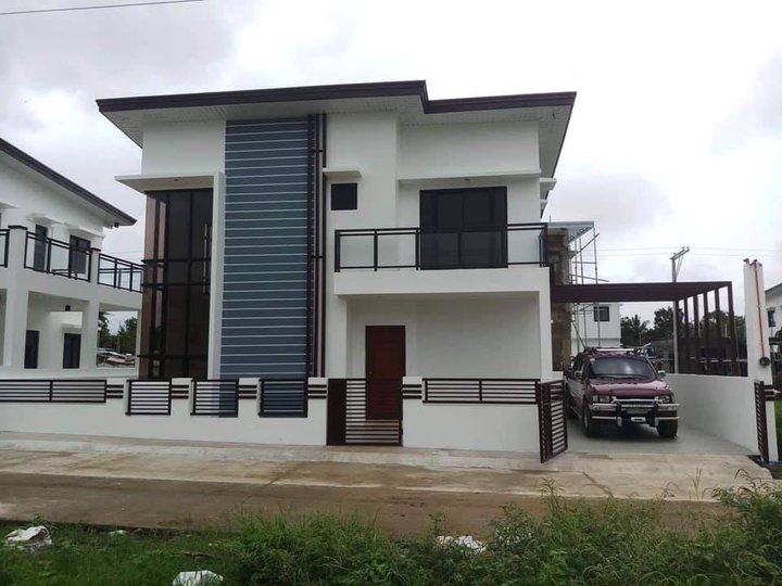 House and lot for sale Tanauan Batangas with Mt. Makiling view