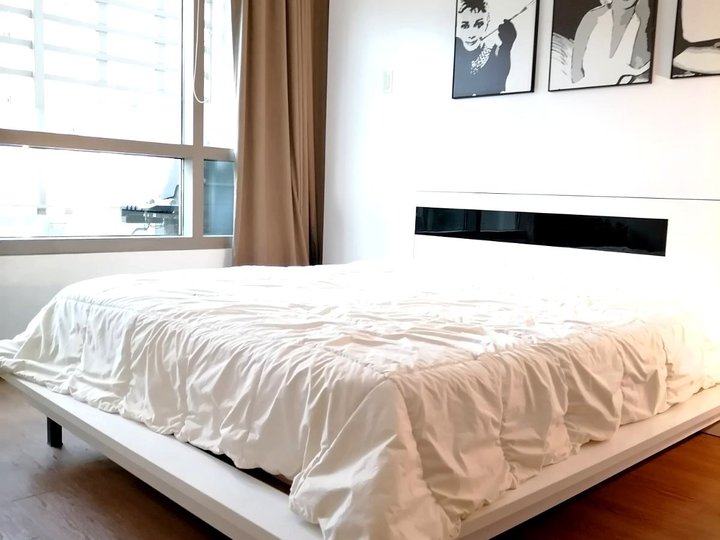 99.00 sqm 1-bedroom Condo For Rent in Greenbelt Makati Metro Manila