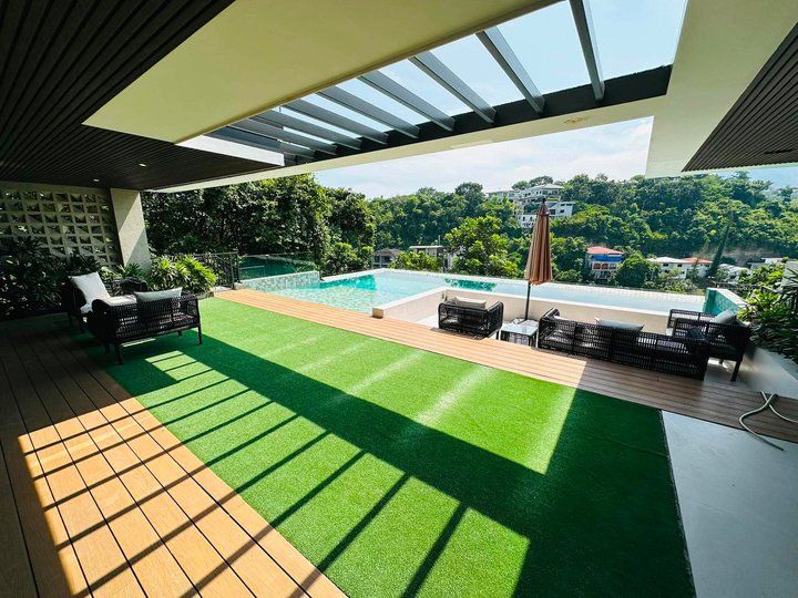 Luxury Mountain-View Home in Maria Luisa Estate Park, Cebu City