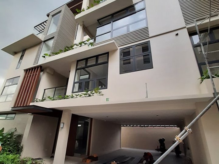 Elegant 5 Bedroom House and Lot for Sale in Cubao near Crame