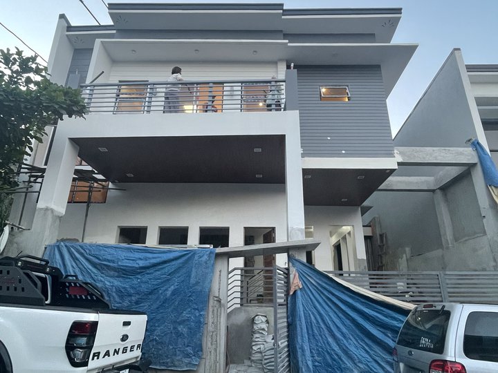 Modern Contemporary  Overlooking House For Sale  in Antipolo/Marikina