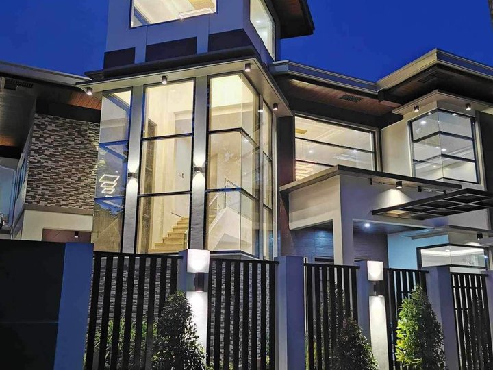 Rush Sale Fully Furnished Single Detached House And Lot In QC