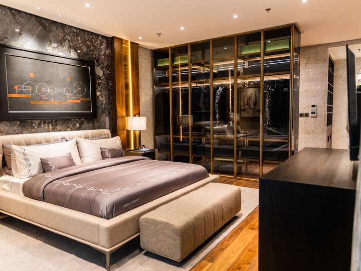 Three bedroom Residential Condo For Sale in Eluria in Legaspi Village, Makati by Arthaland