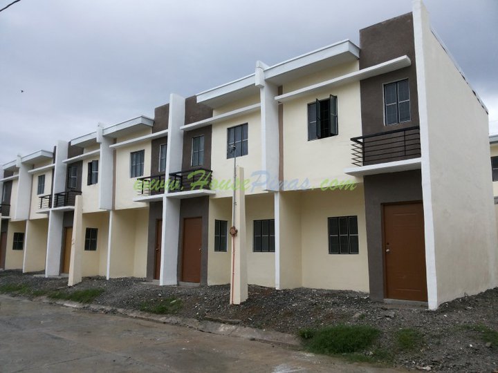 Monthly "Rent to Own"House & Lot ( Townhouse)