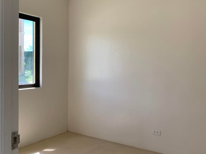 42.60 sqm 1-bedroom Condo For Sale in Santa Rosa Laguna