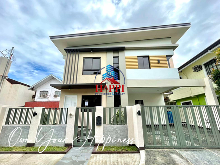 4-bedroom Single Detached House For Sale in Imus Cavite