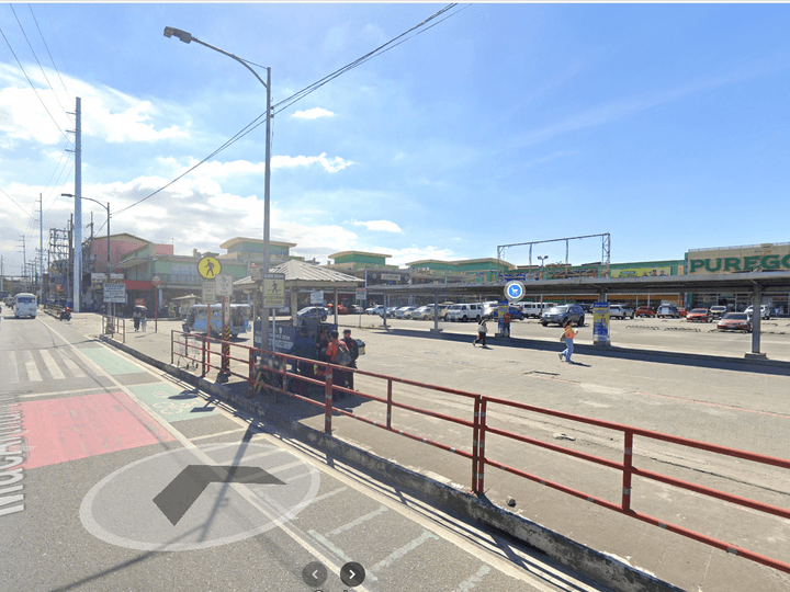 FOR SALE   4,878 SQ M COMM'L LOT w/800 SQM (3) STOREY BLDG   MCARTHUR HIWAY DALANDANAN VAL. M.M