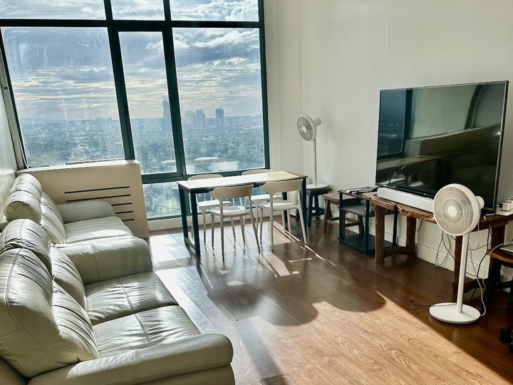 Fully Furnished with View 2 Bedroom Condo For Sale at BGC, Bellagio Tower 1