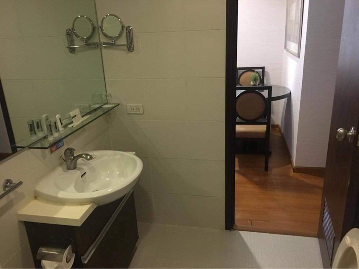 Venue Residences Two Bedroom For Rent